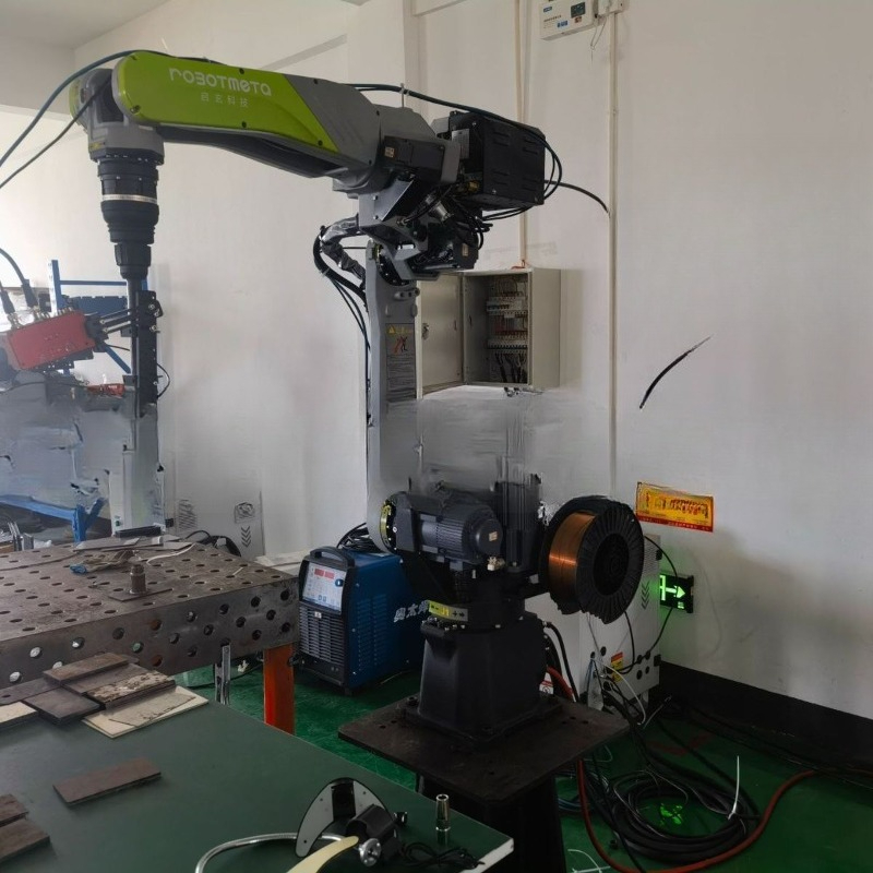 В наличии промышленные роботы, – обзор и цена Industrial Laser Welding Tool